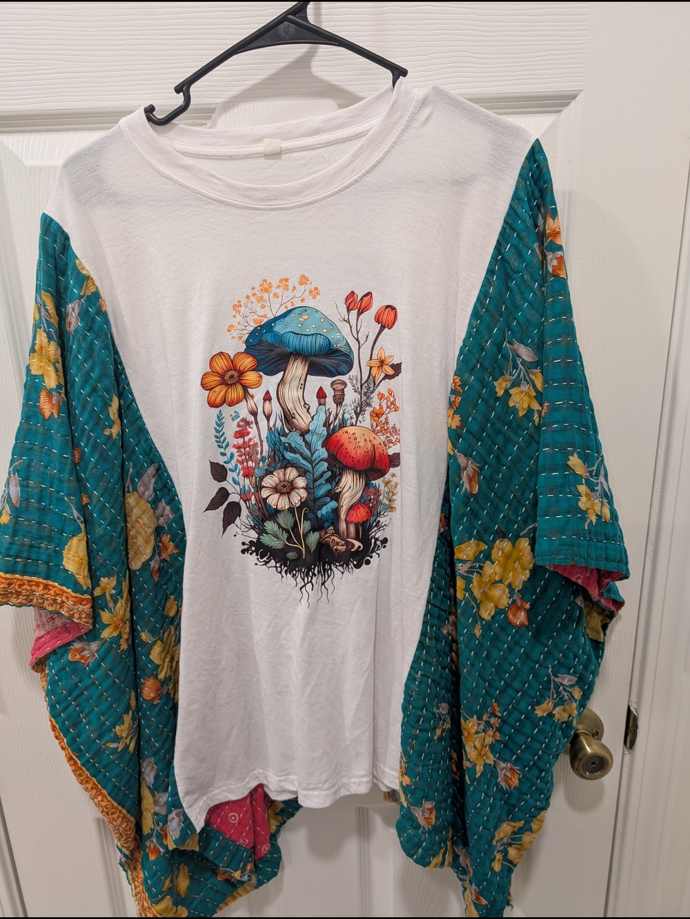 CUSTOM Handmade White Graphic Mushroom Tee with Teal Floral Kimono